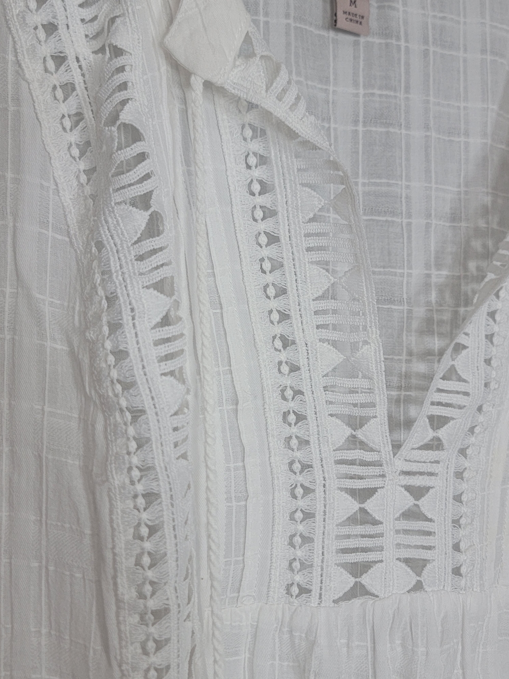 Knox Rose White Boho Embroidered Gauze Tunic Top Tassel Medium - Picture 6 of 9